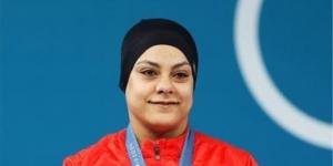 ملكة الأوزان وصائدة الذهب.. سارة سمير تحطم الأرقام وتصنع مجد الأثقال