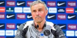 إنريكي يرد على مورينيو: الكرة الذهبية يجب أن تذهب للاعب باريس سان جيرمان