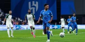 واتكينز وسامرفيل يقودان الهلال أمام الشباب فى الدوري السعودي