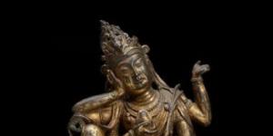 سوثبى تعرض تمثالا من البرونز المذهب للبيع بـ 800 ألف دولار فى المزاد