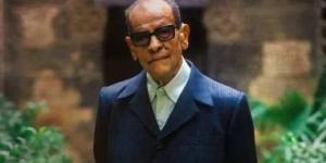 لماذا أورد نجيب محفوظ أشعارا فارسية فى بعض رواياته؟