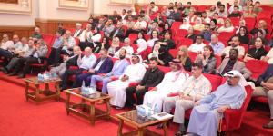 قصائد تلامس الواقع والحياة فى بيت الشعر بالشارقة.. صور