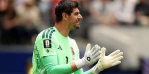 كورتوا يتمسك بقرار الراحة الدولية لمدة عام مع منتخب بلجيكا