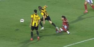60 دقيقة.. الأهلي يتعادل مع المقاولون العرب 1-1.. ونزول إمام عاشور ورضا