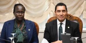 وزير الرياضة يلتقى نظيرته فى جنوب السودان لبحث التعاون المشترك
