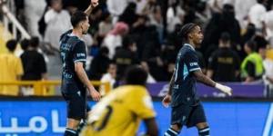 الهلال يكتسح التعاون بسداسية.. هاتريك مارتينيلي يقود الزعيم لصدارة الدوري السعودي