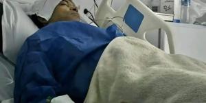 بعد تعرّضه لوعكة صحية مفاجئة.. فنان شهير يطلب من جمهوره الدعاء له من داخل المستشفى (صورة)