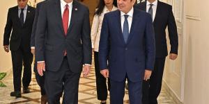 رسائل السيسي لـ مدير الاستخبارات الأمريكية ورئيس تيار الحكمة العراقي ووزيري دفاع اليونان وقبرص