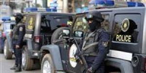 بسبب بائعة مشروبات.. مشاجرة بالأسلحة البيضاء بين 3 عاطلين في الهرم