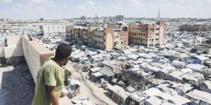 مع انسحاب أمريكا من الشرق الأوسط يتمسك ترامب بعالم تحكمه عقلية الغنيمة وهوس الإبادة