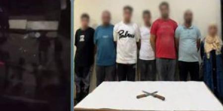 من الوقوف أسفل المنزل إلى مشاجرة بالأسلحة البيضاء، قصة خلاف انتهى بضبط 7 أشخاص بالجيزة