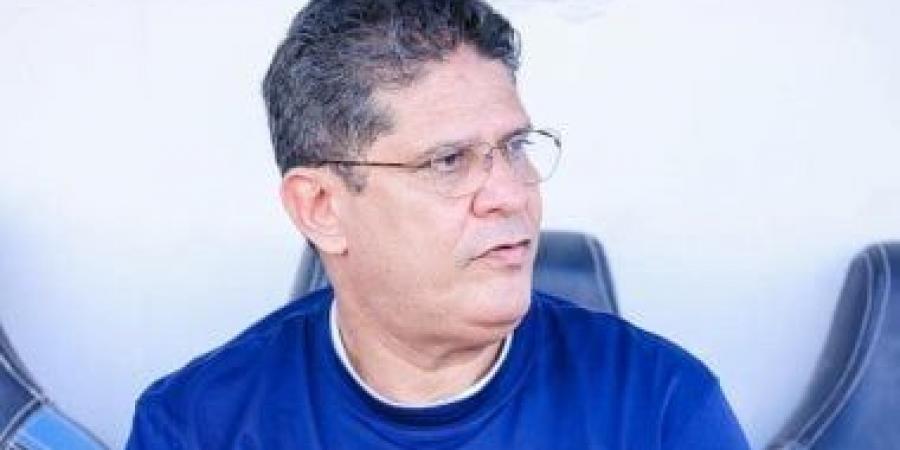 نقل أيمن الرمادي إلى المستشفى بعد تعرضه لأزمة قلبية مفاجئة