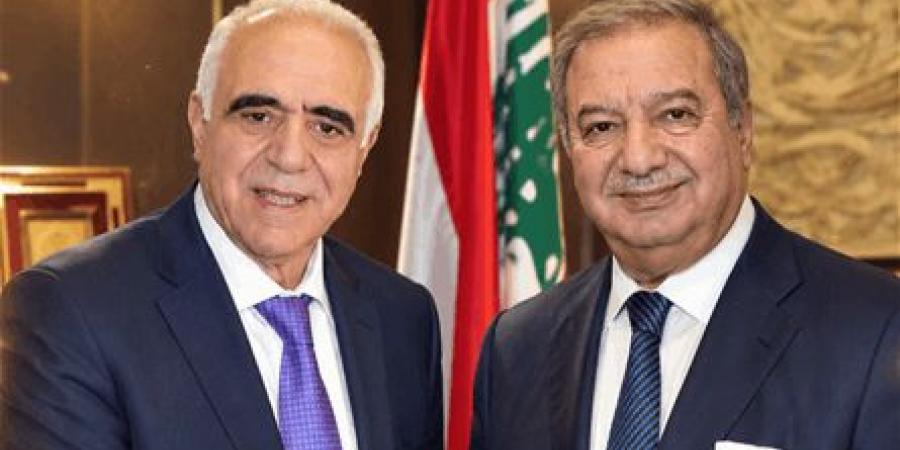 هل يستقيل النقيبان؟