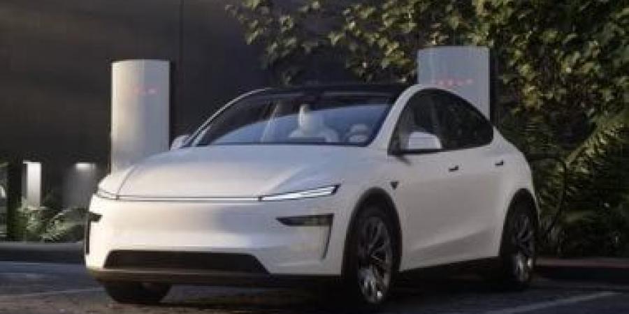 هبوط أسهم Tesla بعد فتح تحقيق رسمى حول سيارات Cybercab