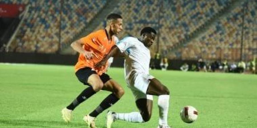 البنك الأهلى يهزم غزل المحلة بثلاثية ويدفعه إلى قاع الدورى