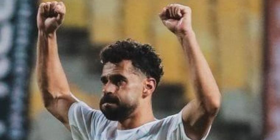 عبد الله السعيد يدخل بديلاً لمحمد السيد فى الشوط الثانى .. الزمالك 1-0 أبوقير