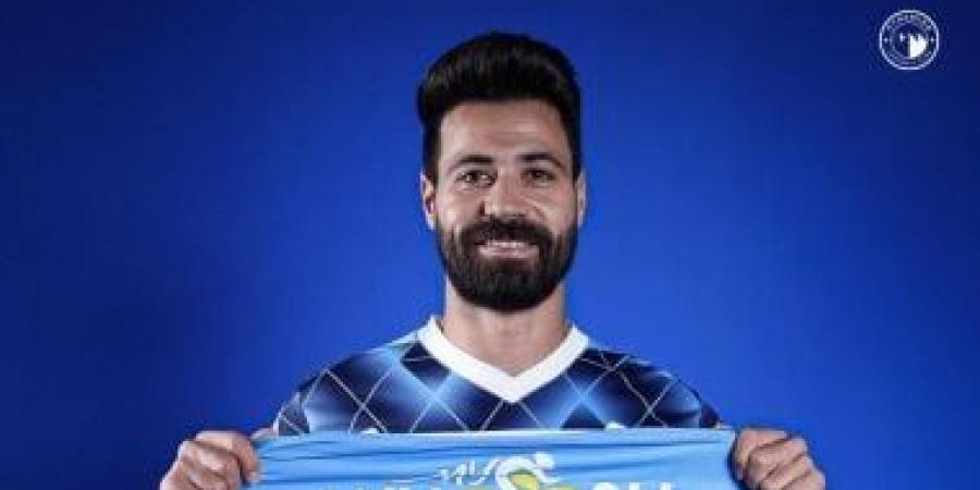 بيراميدز يفتح ملف تجديد تعاقد أحمد سامى مدافع الفريق