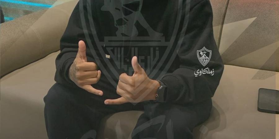 خوان بيزيرا يصل القاهرة لحسم مصيره مع الزمالك.. صور