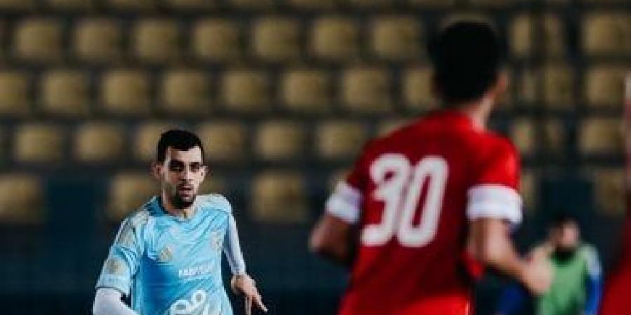 طلائع الجيش يطارد المربع الذهبي أمام سموحة الباحث عن الإنقاذ فى الدوري