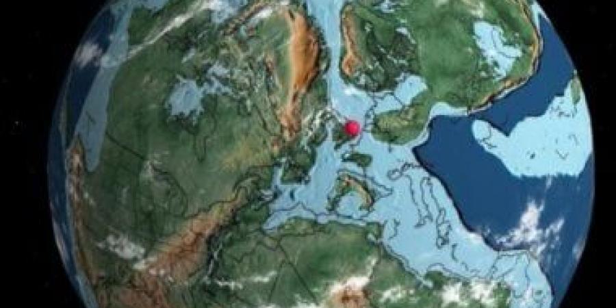 هل نعيش وحدنا فى الكون؟.. لماذا يبحث العلماء عن إشارات من حضارات خارج الأرض؟