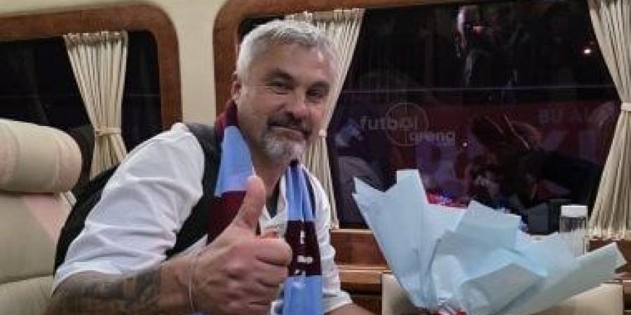 ‏مدرب محمد صلاح الجديد.. جماهير طرابزون تستقبل توماس رايس بالورود