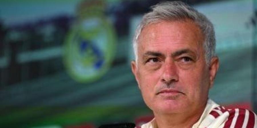 مورينيو يشن هجوما على التحكيم بعد خسارة ريال مدريد أمام أتلتيكو