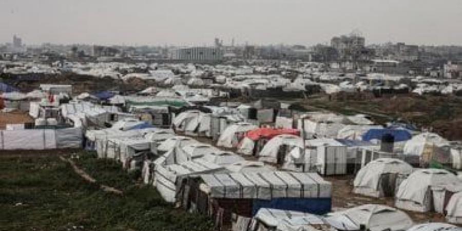"حكومة غزة": نحتاج بشكل فورى إلى 500 ألف خيمة و"شادر" لإيواء النازحين