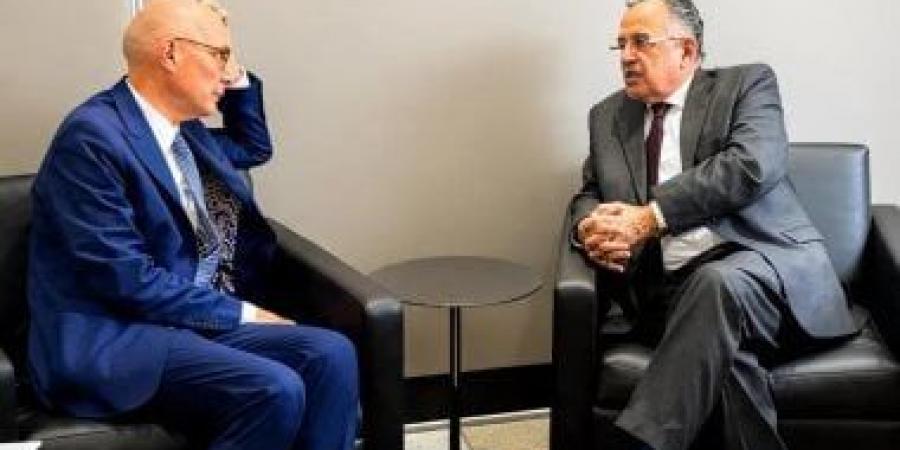 نبيل فهمي يبحث مع المفوض السامي لحقوق الإنسان تعزيز التعاون